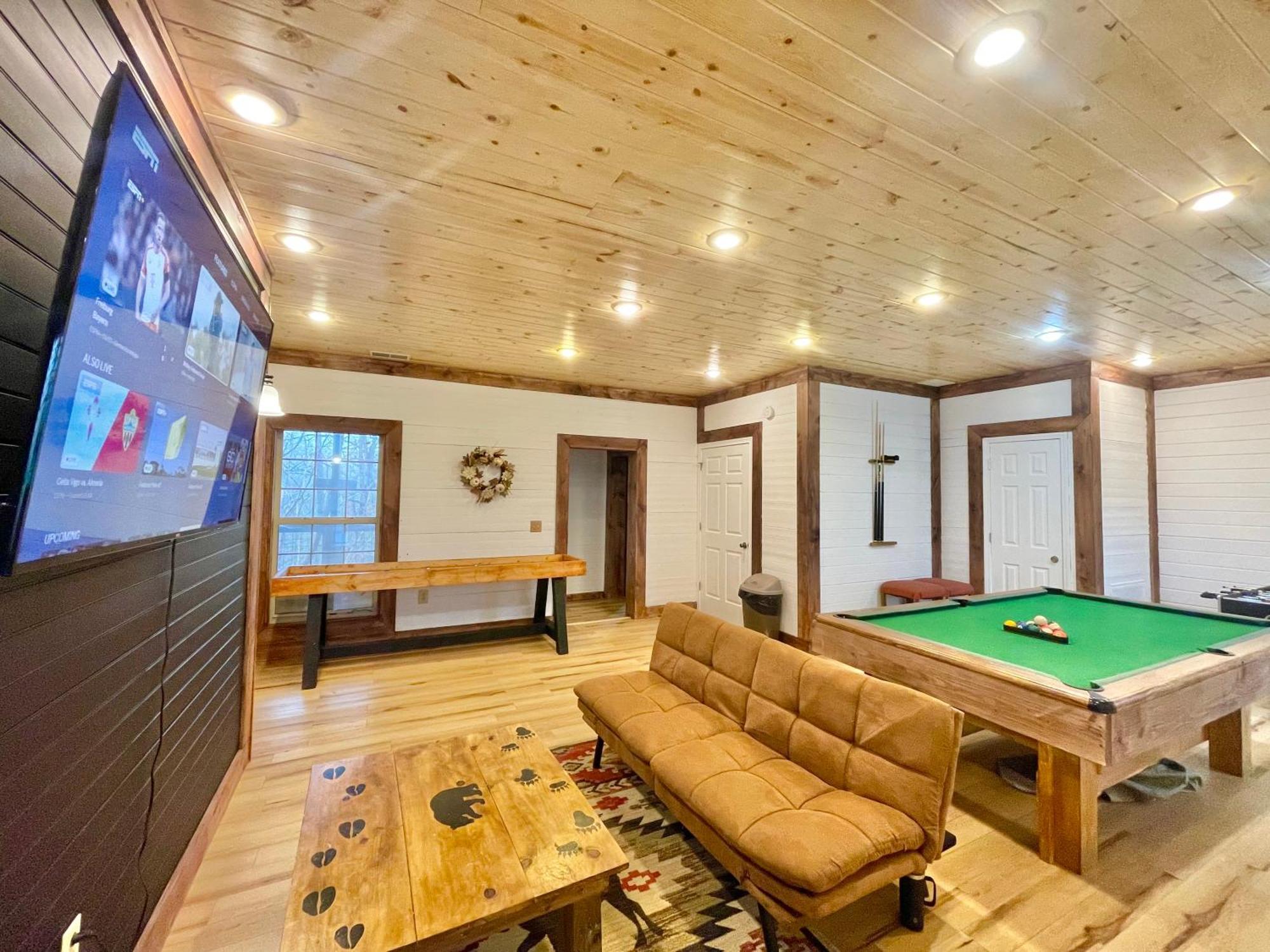 Lazy Bear Cabin Сивиървил Екстериор снимка