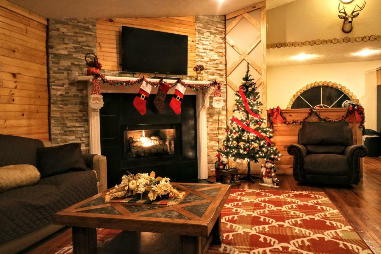Lazy Bear Cabin Сивиървил Екстериор снимка